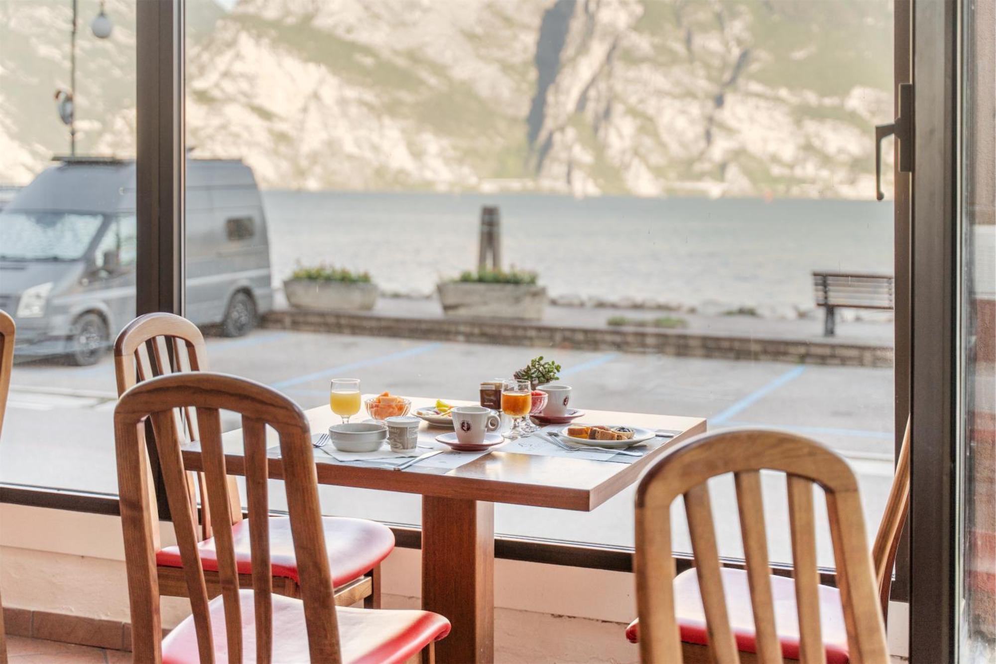 Lake Hotel Ifigenia Torbole Sul Garda Dış mekan fotoğraf